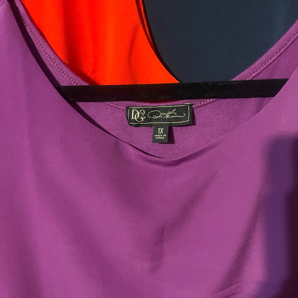 DG2 by Diane Gilman Bundle Sleeveless Tops in Purple,White, Red, Navy,Tan, Pink - Picture 5 of 9